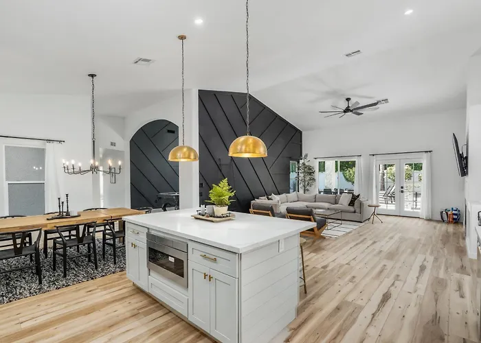 Holiday home Black Palm Sparkling Pool Pool Table Close To Kierland Entertainment Newly Designed Beauty Phoenix