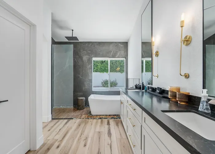Holiday home Black Palm Sparkling Pool Pool Table Close To Kierland Entertainment Newly Designed Beauty Phoenix